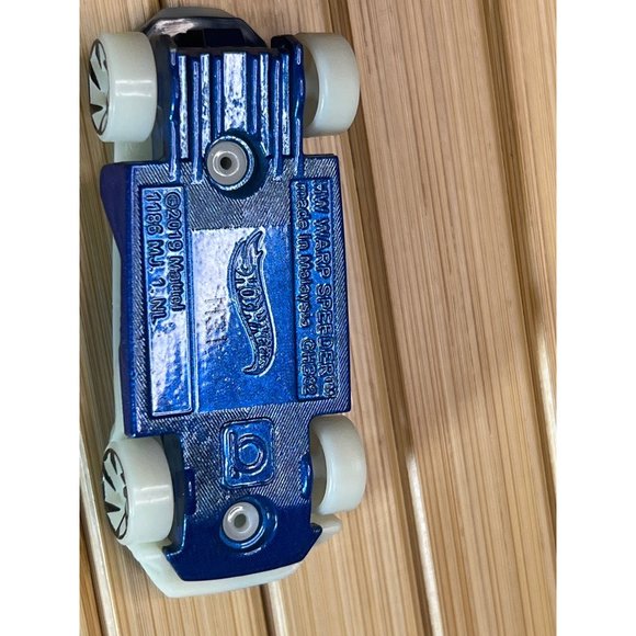 Hot Wheels Die Cast HW Warp Speeder Race Car in White & Blue number 3 - Picture 5 of 6